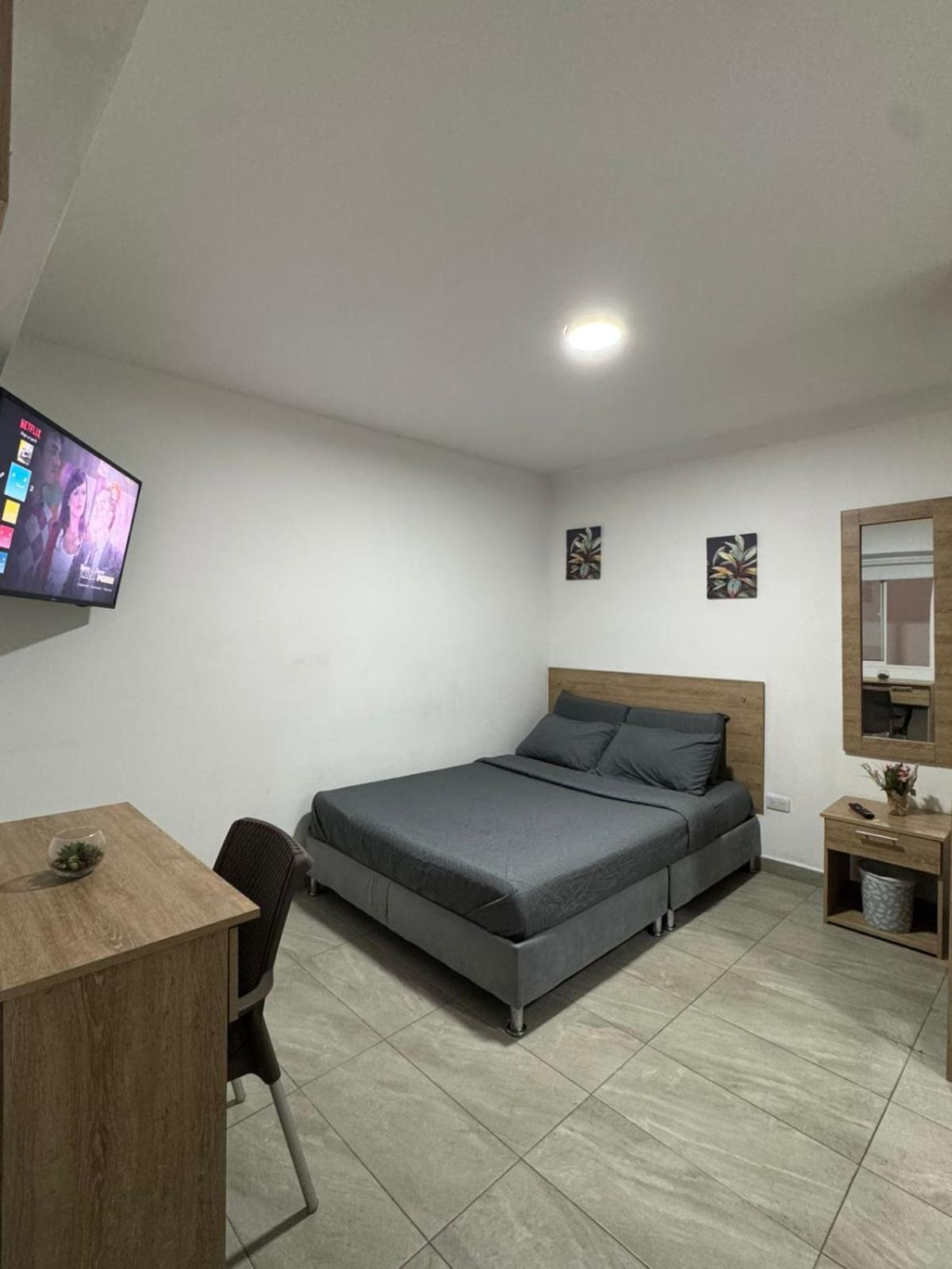 Hostelfc San Luis Gasthof *